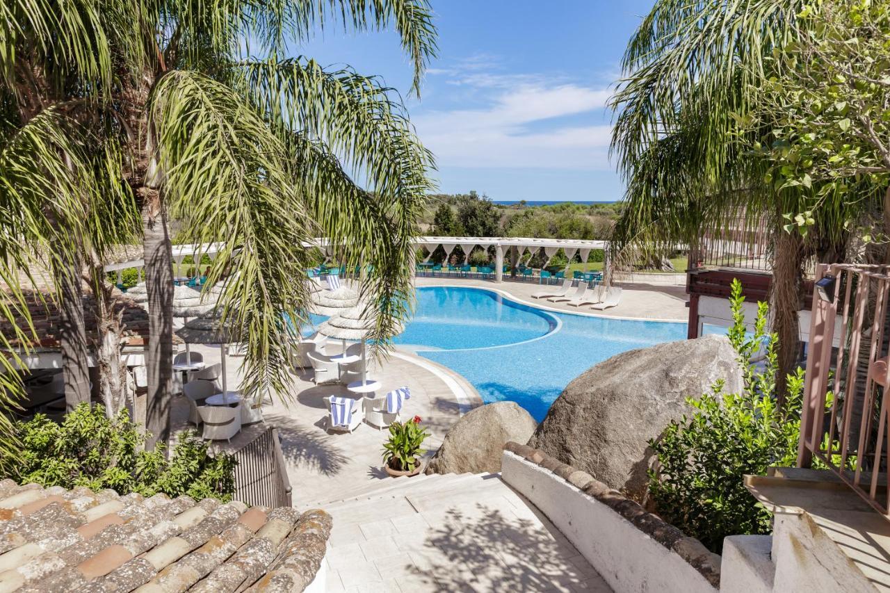Villas Resort Wellness & Spa Castiadas Exteriör bild